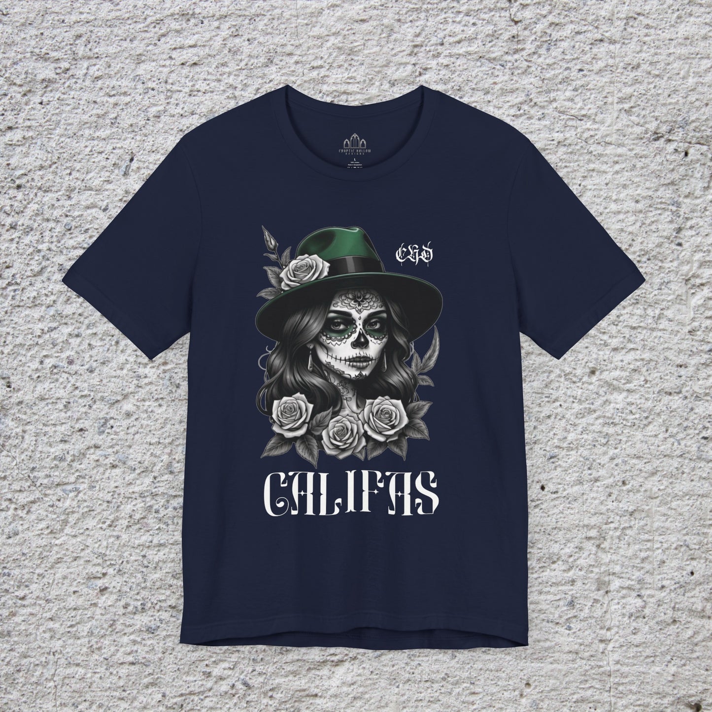 Califas Girl with Fedora Short Sleeve Unisex T-shirt